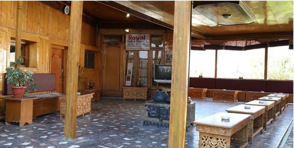 Hotel Royal Palace - Leh Exterior photo